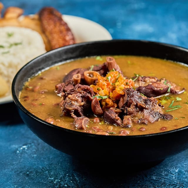 Frijoles Con Garra.